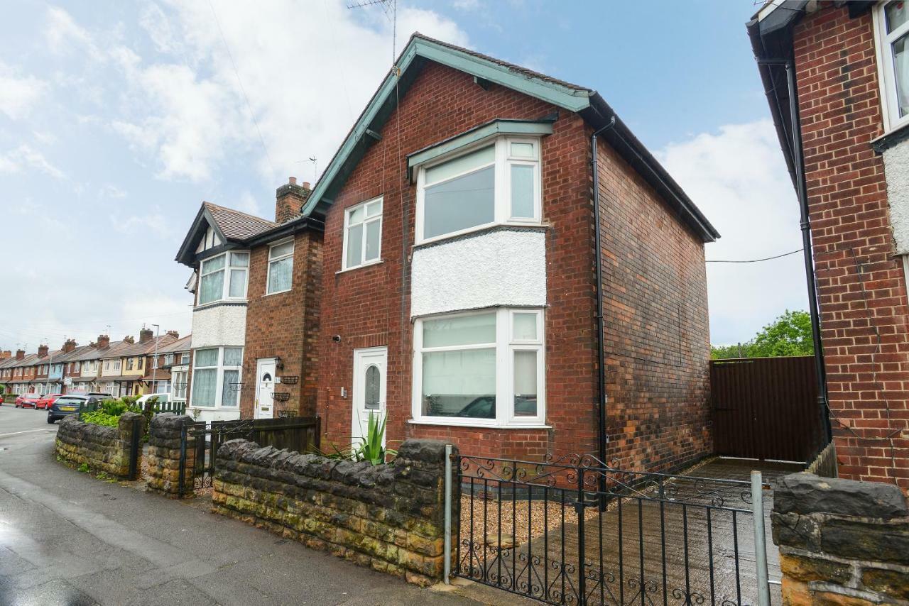 Cosy House In The Heart Of Beeston With Free Parking And Wifi Villa Nottingham Eksteriør billede